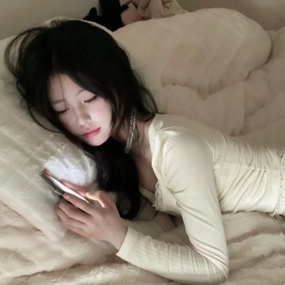 春花凝雨露